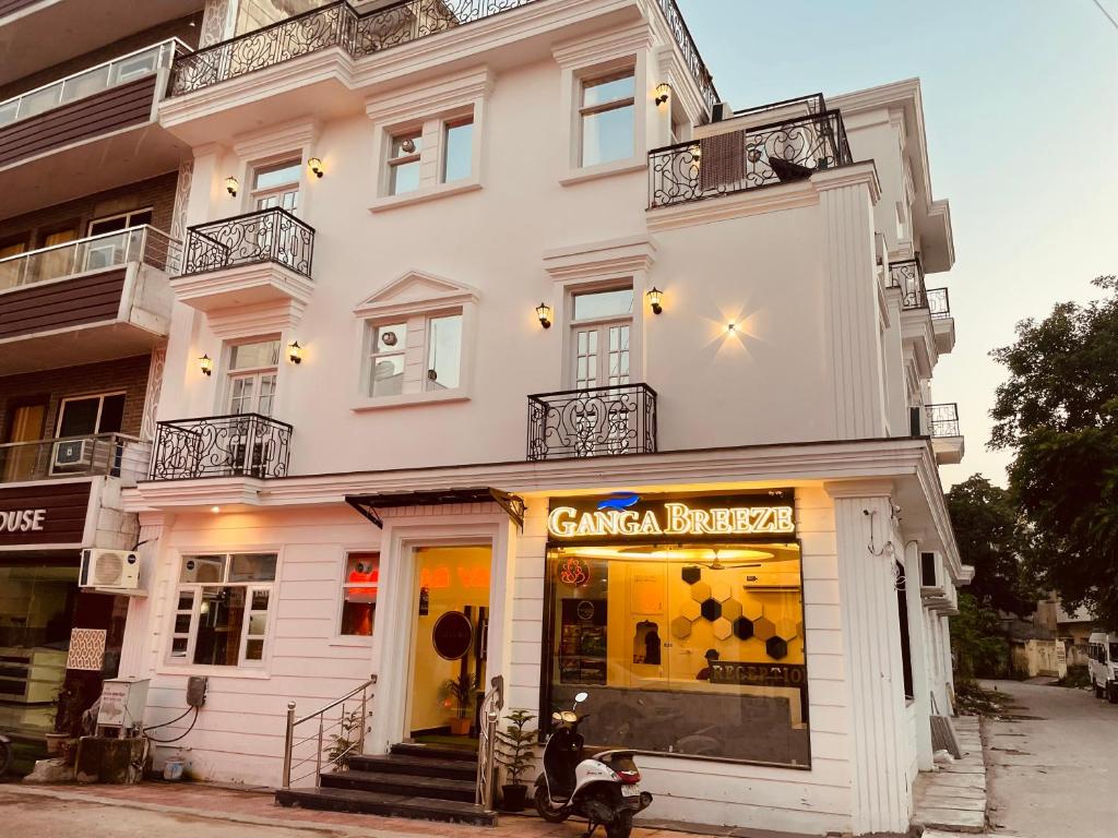 Hotel Divine Ganga