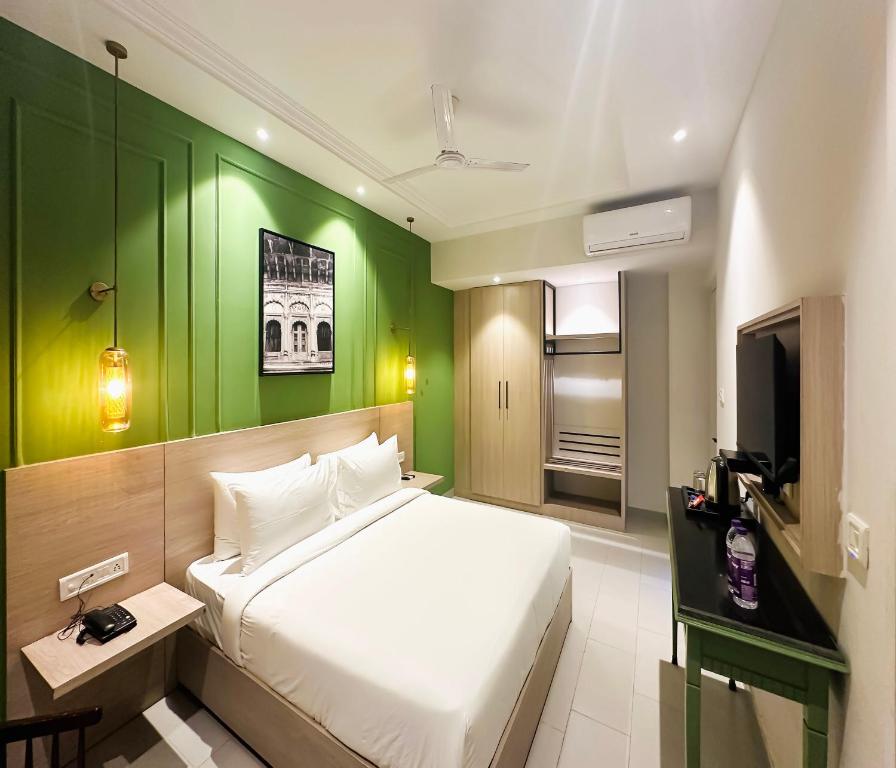 Hotel Wonder Hills